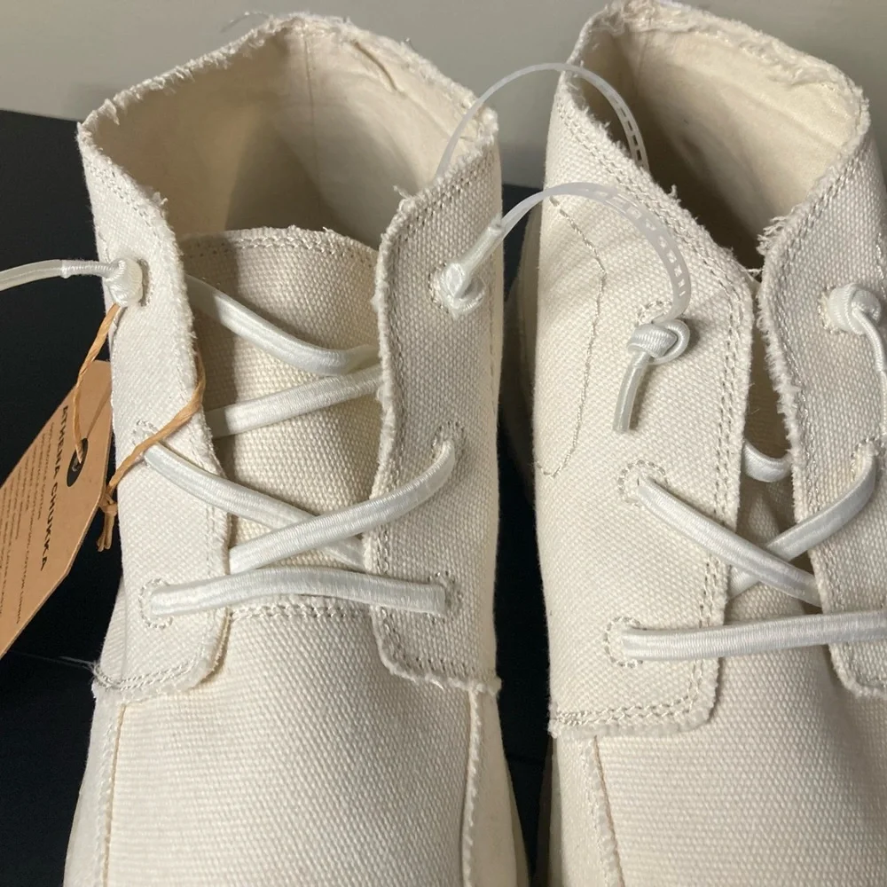 HOLO Athena Chukka Boots Off-White Canvas NWT Women’s US 12 EU 44